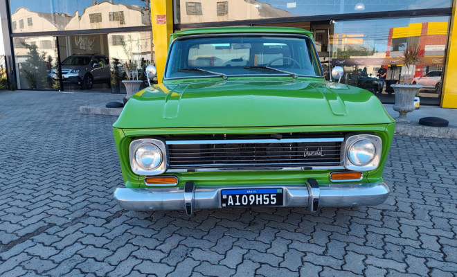 GM - Chevrolet C1404 1977 Gasolina-1