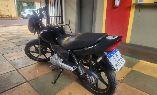 HONDA CG 125 TITAN-ES 2004 Gasolina-1