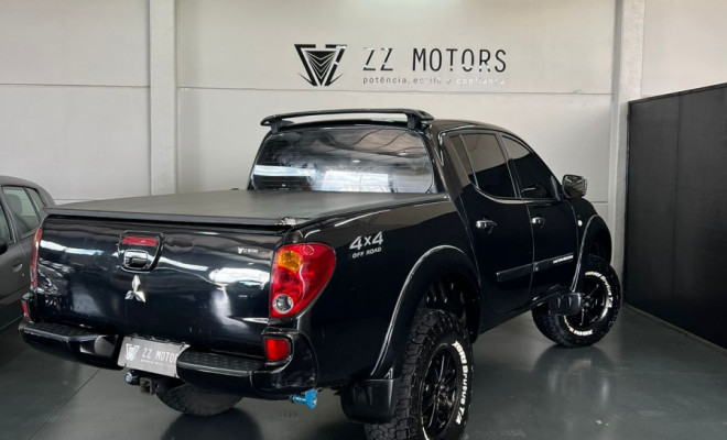 Mitsubishi L200 Triton HPE 3.2 CD Diesel Aut 2012-5