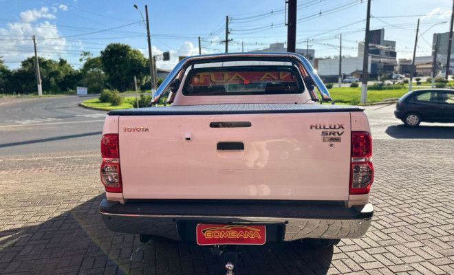 Toyota Hilux CD SRV D4-D 4x4 3.0 TDI Diesel Aut 2013 Flex-1