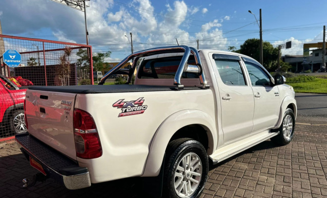Toyota Hilux CD SRV D4-D 4x4 3.0 TDI Diesel Aut 2013 Flex-2