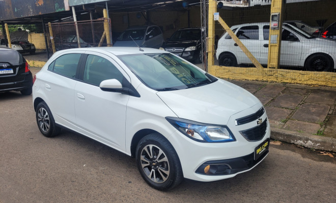 GM - Chevrolet ONIX HATCH LTZ 1.4 8V FlexPower 5p Mec. 2015 Flex-8