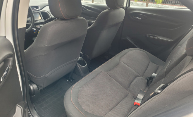 GM - Chevrolet ONIX HATCH LTZ 1.4 8V FlexPower 5p Mec. 2015 Flex-6