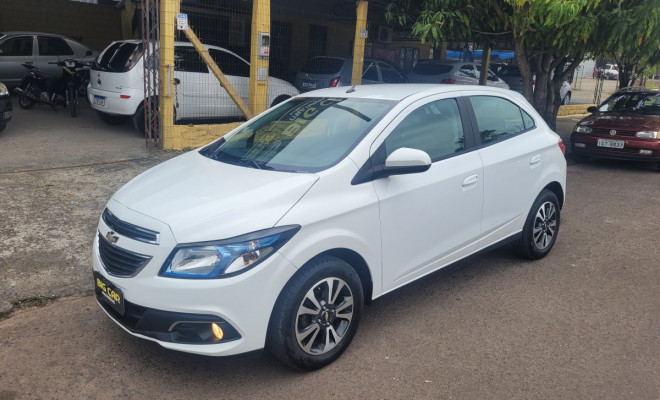 GM - Chevrolet ONIX HATCH LTZ 1.4 8V FlexPower 5p Mec. 2015 Flex-12