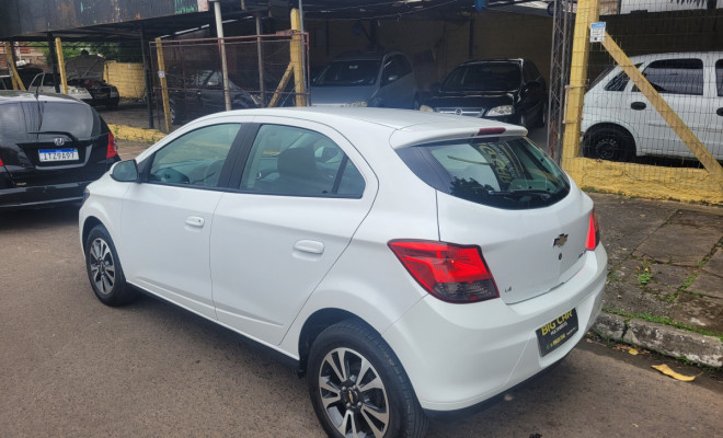GM - Chevrolet ONIX HATCH LTZ 1.4 8V FlexPower 5p Mec. 2015 Flex-2