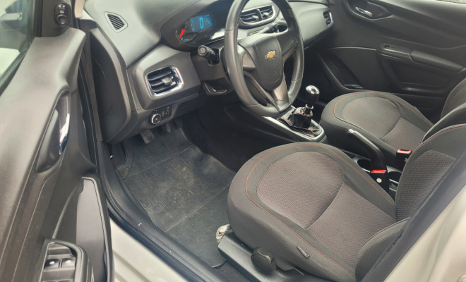 GM - Chevrolet ONIX HATCH LTZ 1.4 8V FlexPower 5p Mec. 2015 Flex-7