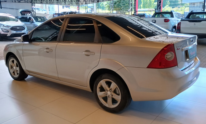 Ford Focus Sedan 2.0 16V/2.0 16V Flex 4p Aut. 2009 Flex-4