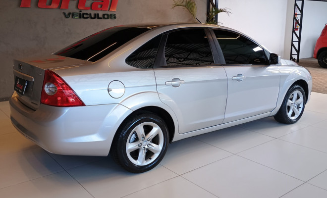 Ford Focus Sedan 2.0 16V/2.0 16V Flex 4p Aut. 2009 Flex-3
