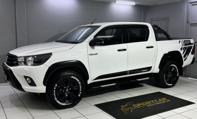Toyota Hilux CD SR CHALL. 4x4 2.8 TDI Dies Aut. 2018 Diesel