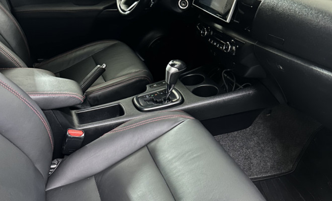 Toyota Hilux CD SR CHALL. 4x4 2.8 TDI Dies Aut. 2018 Diesel-4