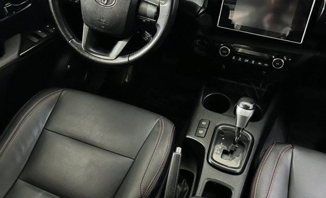 Toyota Hilux CD SR CHALL. 4x4 2.8 TDI Dies Aut. 2018 Diesel-3