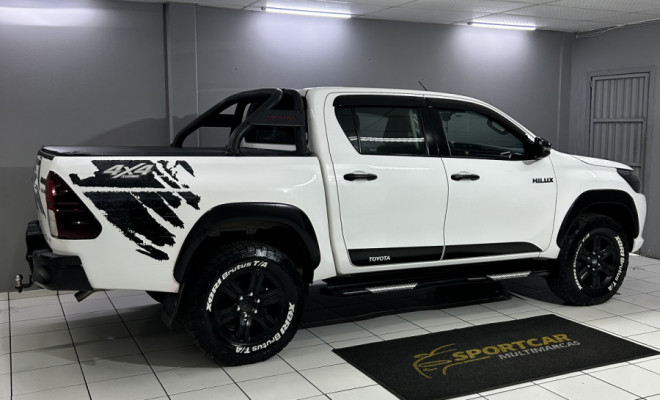 Toyota Hilux CD SR CHALL. 4x4 2.8 TDI Dies Aut. 2018 Diesel-6