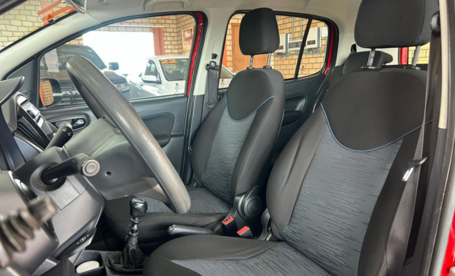 Fiat UNO ATTRACTIVE 1.0 Flex 6V 5p 2017 Flex-8