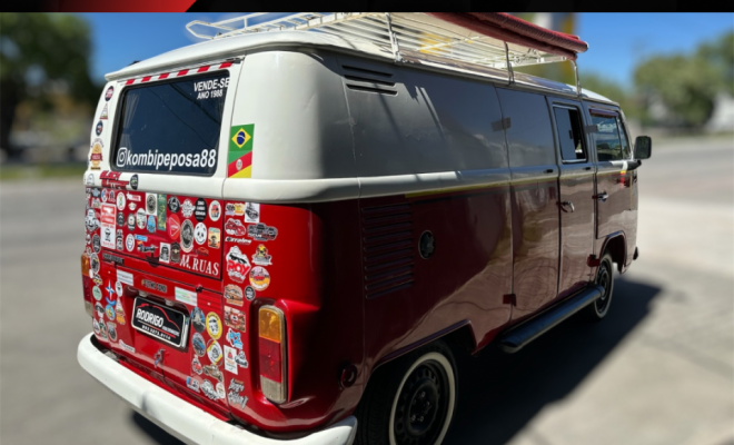 VW - VolksWagen Kombi Furgão 1988 Gasolina-0