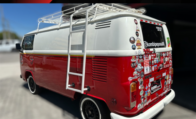 VW - VolksWagen Kombi Furgão 1988 Gasolina-2