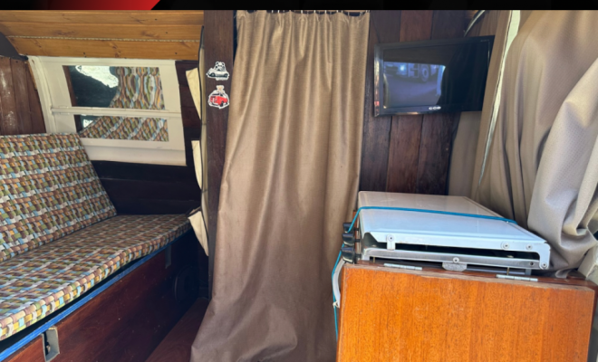 VW - VolksWagen Kombi Furgão 1988 Gasolina-3