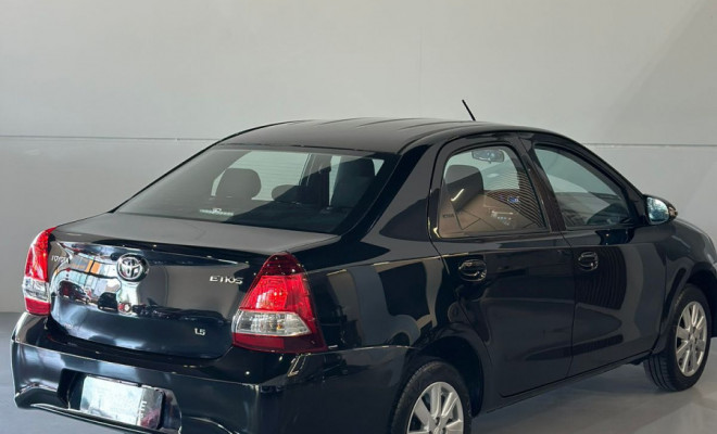 Toyota ETIOS X Plus Sedan 1.5 Flex 16V 4p Aut. 2019 Flex-6