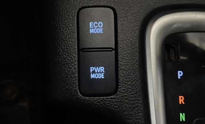 Toyota Hilux SR 2.8 4x4 2020 — potência, confiabilidade e desempenho no diesel que domina o mercado.-9