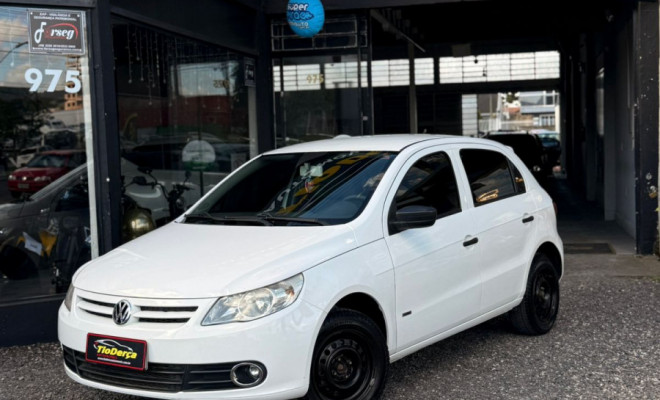 VW - VolksWagen Gol (novo) 1.0 Mi Total Flex 8V 4p 2010 Flex