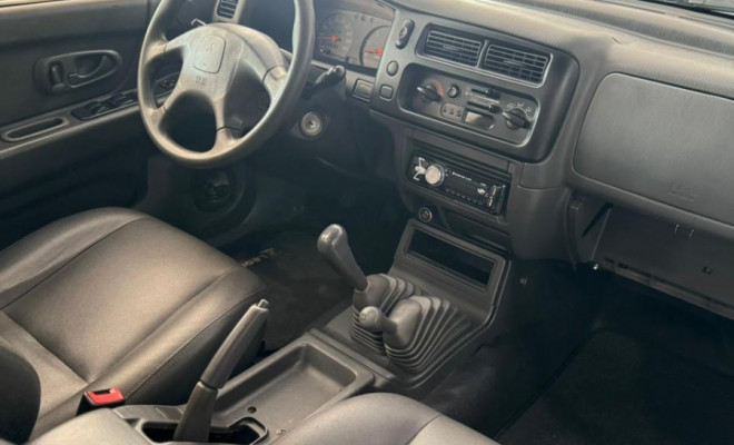 Mitsubishi L200 GL 2.5 4X4 CD Diesel 2012 Diesel-13