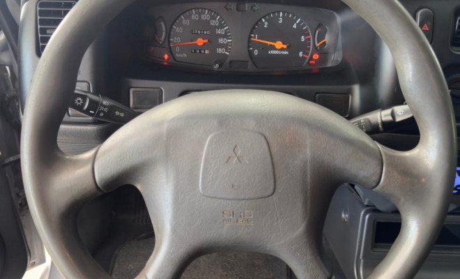 Mitsubishi L200 GL 2.5 4X4 CD Diesel 2012 Diesel-16