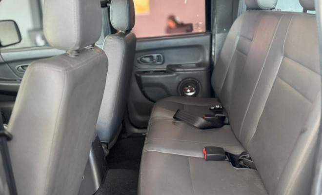 Mitsubishi L200 GL 2.5 4X4 CD Diesel 2012 Diesel-12