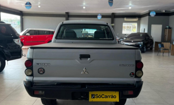 Mitsubishi L200 GL 2.5 4X4 CD Diesel 2012 Diesel-6