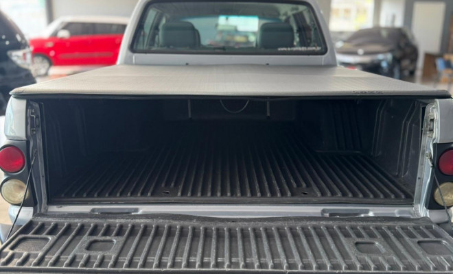 Mitsubishi L200 GL 2.5 4X4 CD Diesel 2012 Diesel-17