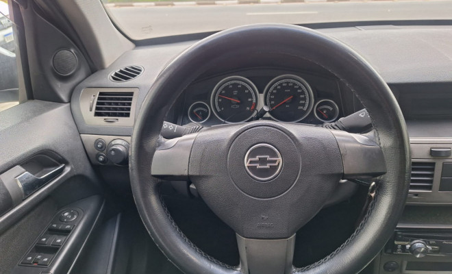 GM - Chevrolet Vectra GT 2.0 MPFI 8V FlexPower Aut. 2008 Flex-8