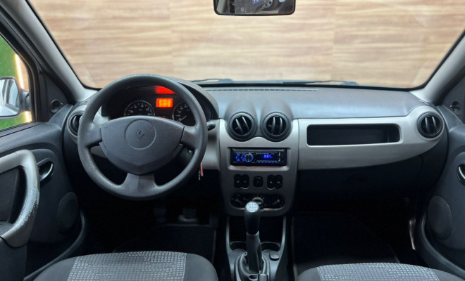 Renault SANDERO Expression Hi-Flex 1.0 16V 5p 2010 Flex-4