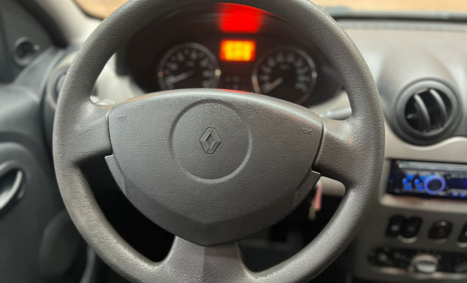 Renault SANDERO Expression Hi-Flex 1.0 16V 5p 2010 Flex-7