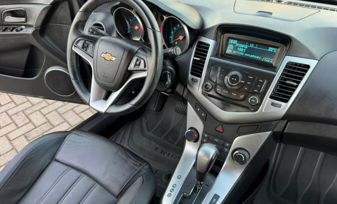 GM - Chevrolet CRUZE LT 1.8 16V FlexPower 4p Aut. 2014 Flex-12