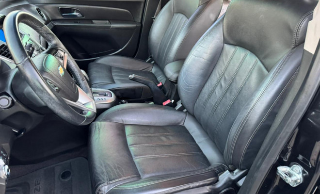 GM - Chevrolet CRUZE LT 1.8 16V FlexPower 4p Aut. 2014 Flex-10