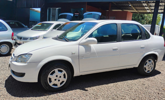 GM - Chevrolet Classic Life/LS 1.0 VHC FlexP. 4p 2011 Flex