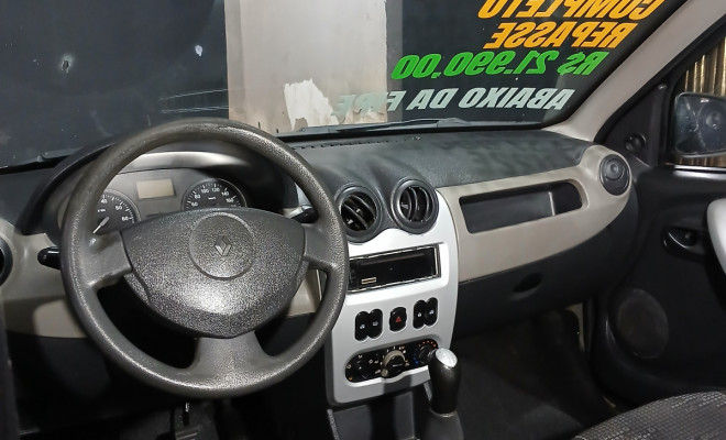 Renault SANDERO Expression Hi-Flex 1.0 16V 5p 2010 Flex-9