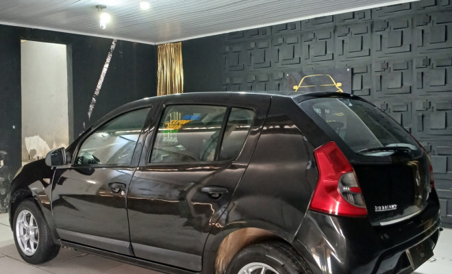 Renault SANDERO Expression Hi-Flex 1.0 16V 5p 2010 Flex-5