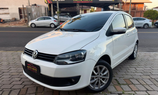 VW - VolksWagen Fox 1.6 Mi Total Flex 8V 5p 2014 Flex