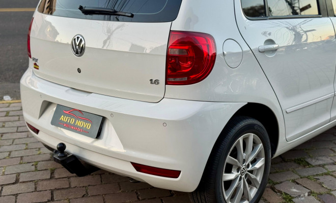 VW - VolksWagen Fox 1.6 Mi Total Flex 8V 5p 2014 Flex-5