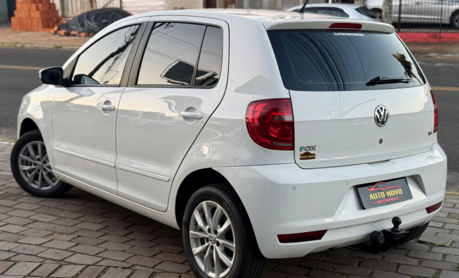 VW - VolksWagen Fox 1.6 Mi Total Flex 8V 5p 2014 Flex-2