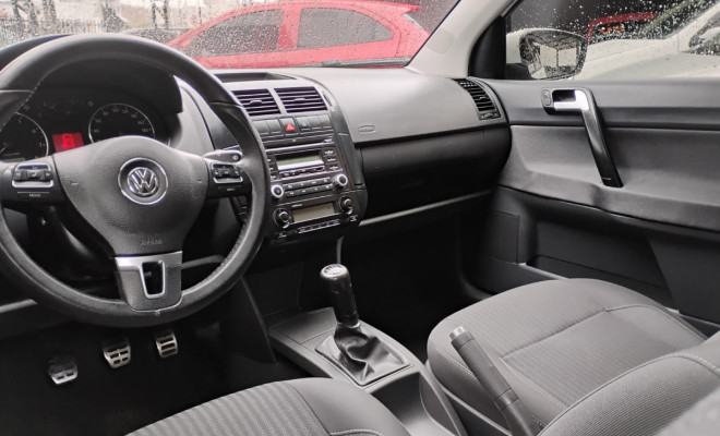 VW - VolksWagen Polo Sed. COMFORT. 1.6 Mi Tot. Flex 8v 2014 Flex-2