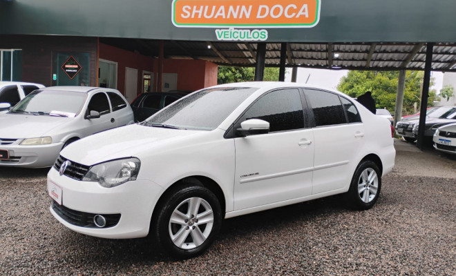VW - VolksWagen Polo Sed. COMFORT. 1.6 Mi Tot. Flex 8v 2014 Flex-0