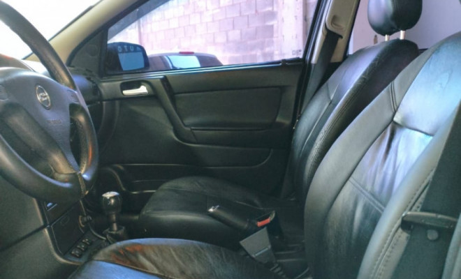 GM - Chevrolet Astra Sed. Advant. 2.0 8V MPFI FlexP. 4p 2011 Flex-5