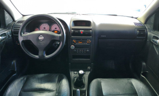 GM - Chevrolet Astra Sed. Advant. 2.0 8V MPFI FlexP. 4p 2011 Flex-8