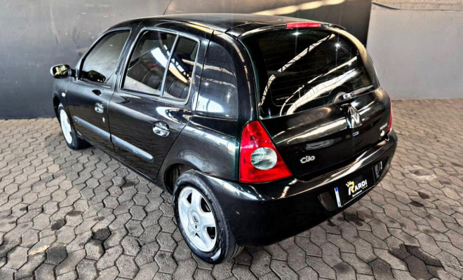 Renault Clio RT/ Privil. 1.0/1.0 Hi-Power 16V 5p 2006 Gasolina-2