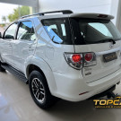 Toyota Hilux SW4 SRV D4-D 4x4 3.0 TDI Dies. Aut 2015 Diesel-4