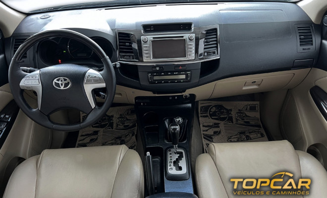 Toyota Hilux SW4 SRV D4-D 4x4 3.0 TDI Dies. Aut 2015 Diesel-7