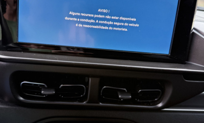 Citroën C3 Live Pack 1.0 Flex 6V 5p Mec. 2025 Flex-7