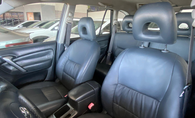 Toyota RAV4 2.0 4x4 16V Aut. 2004-4
