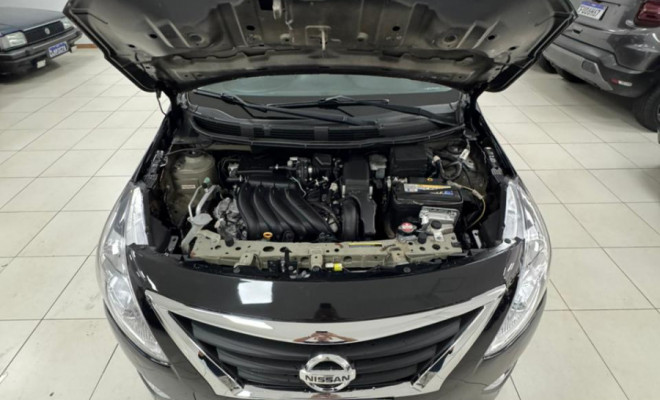 Nissan Versa SL 1.6 16V Automático 2018 • Completo • Excelente Custo-Benefício-2