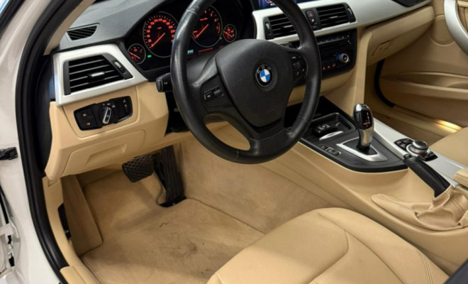 BMW 320iA 2.0 Turbo/ActiveFlex 16V/GP  4p 2014 Gasolina-12